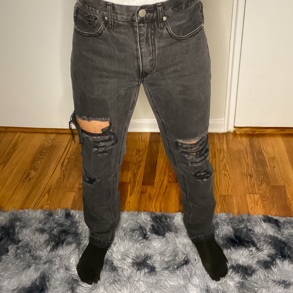 BLACK DISTRESSED JEANS - Picture 8 of 9